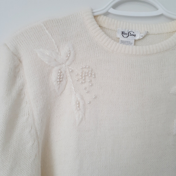 Vintage Beaded Sweater - Picture 4 of 5